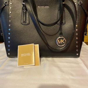 💜MK studded Tote🤍